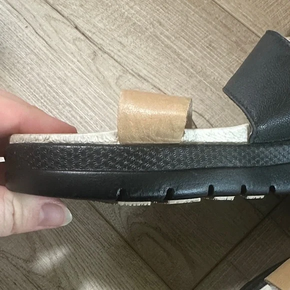 Jambu Black and Tan Strappy Ankle-Buckle Sandals - Picture 6 of 14